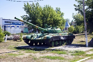 Павловка. Экспозиция военной техники