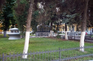 Саратов. Памятник погибшим в Великую Отечественную войну на территории СГУ