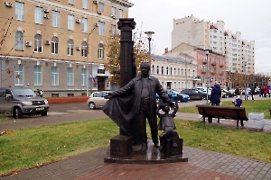 Саратов. Памятник Юрию Киселеву