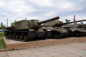 Волгоград. Музей-панорама «Сталинградская битва». Экспозиция бронетехники