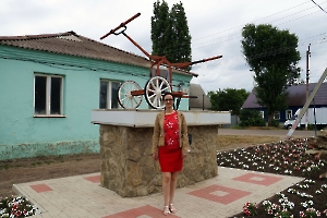 Петровск. Памятник пожарному насосу Листа
