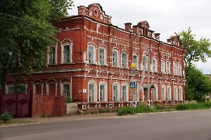 Петровск. Дом купца Тихонова и Городское 4-х классное училище