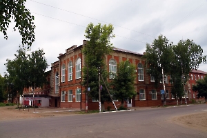 Петровск. Здание реального училища начала XX-го века