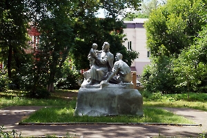 Пенза. Памятник «Семья»