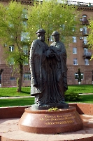 Волгоград. Памятник Петру и Февронии «Благословение»