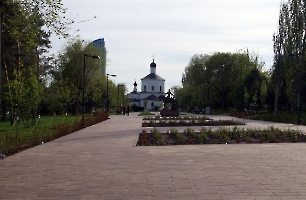Волгоград. Вид на Храм Иоанна Предтечи и памятник казачеству