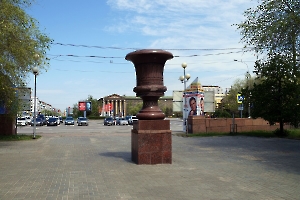 Волгоград. Вазон на проспекте Ленина