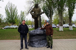 Волжский. Памятник В.С. Высоцкому