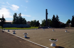 Татищево. Памятник солдатам павшим в годы Великой Отечественной войны 