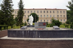 Октябрьский городок. Памятник павшим в ВОВ