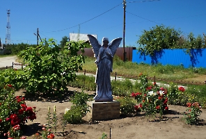 Алексеевка. Сквер Свято-Сергиевского женского монастырь