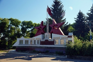 Старые Бурасы. Памятник павшим в ВОВ
