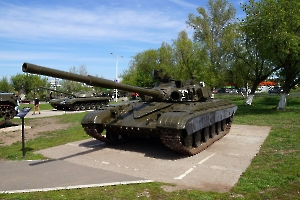 Энгельс. Парк «Патриот». Танк Т-64Б