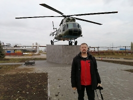 Энгельс.Вертолёт-памятник Ми-8