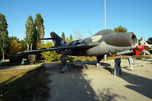 Истребитель МиГ-15