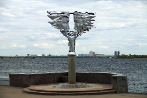 Саратов. Памятник влюблённым