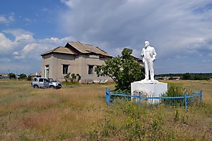 Медянниково. Памятник В.И. Ленину