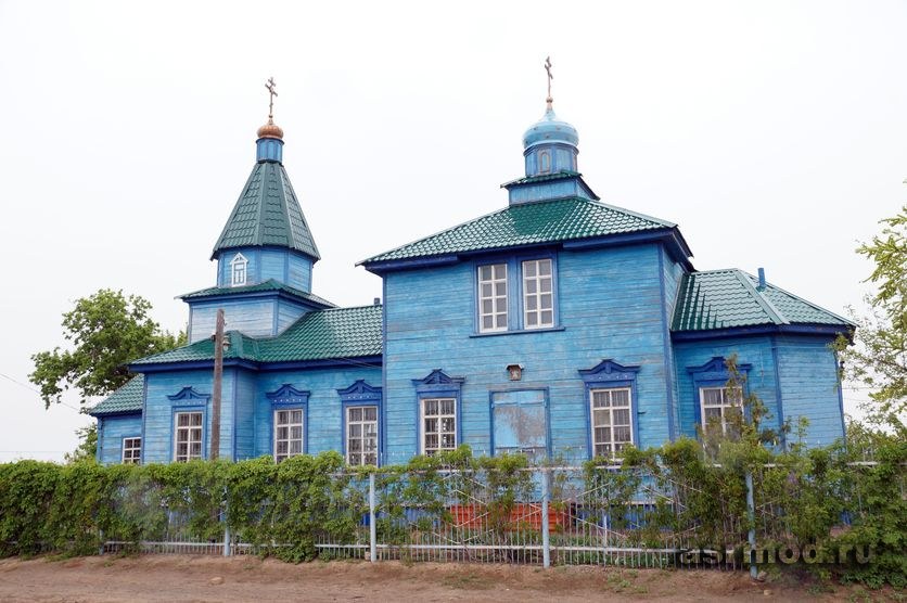 Капустин Яр. Церковь Георгия Победоносца