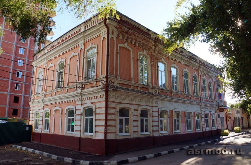 Саратов. Здание церковно-приходской школы 1870-х годов