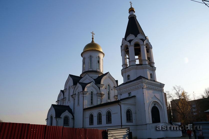 Саратов. Храм Первоверховных апостолов Петра и Павла