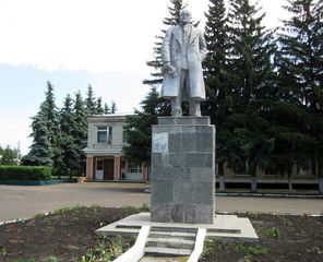 Малая Сердоба. Памятник В.И. Ленину 
